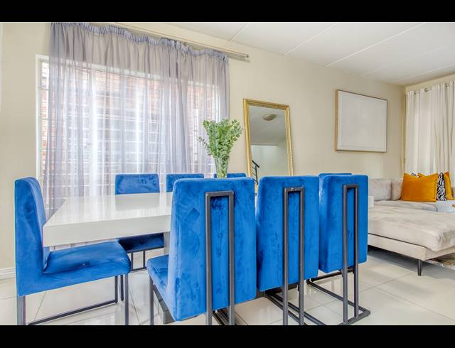 3 BEDROOM DUPLEX TO LET IN RADIOKOP